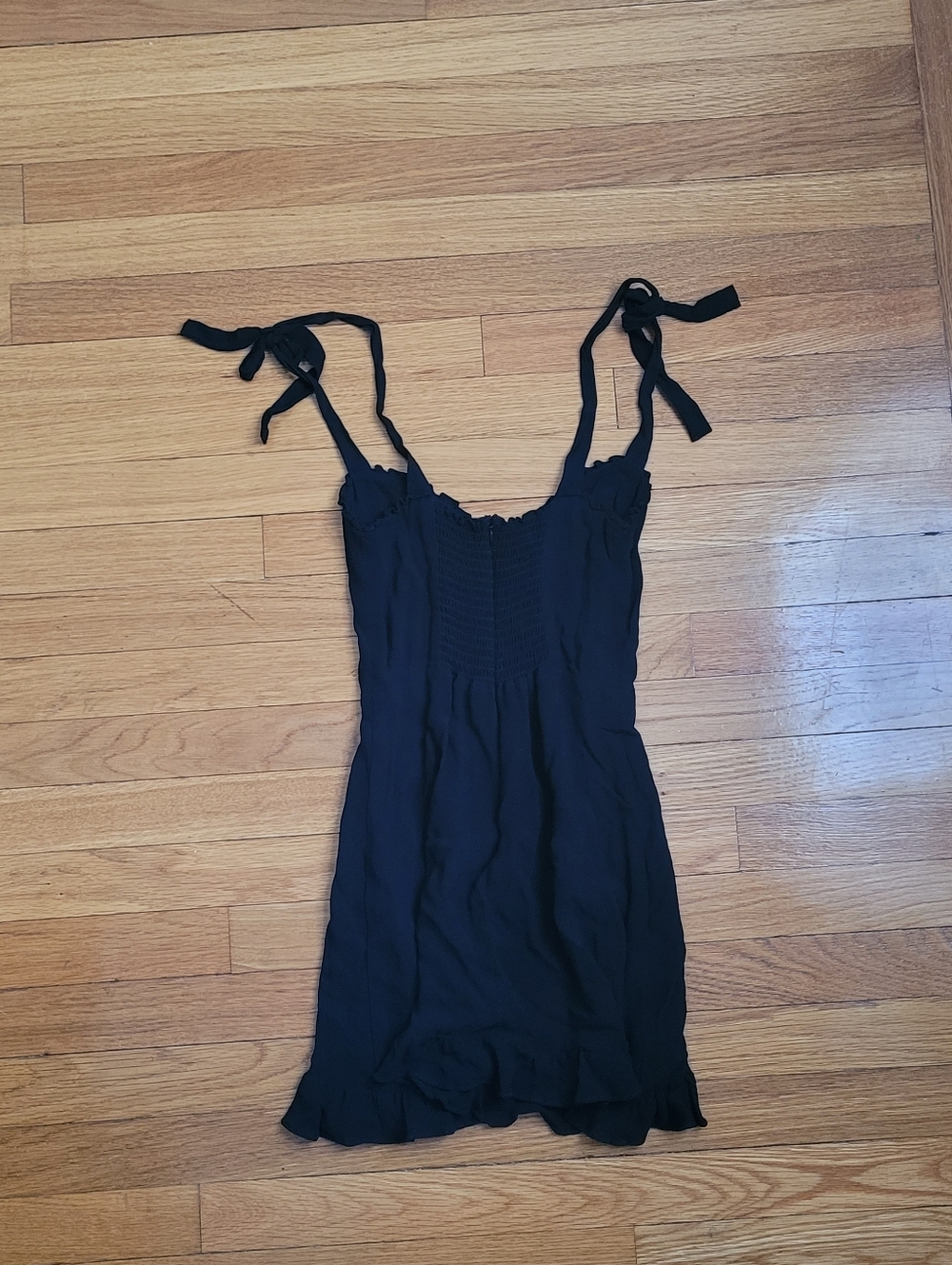 REFORMATION CHRISTINE DRESS IN BLACK - Picture 6 of 7